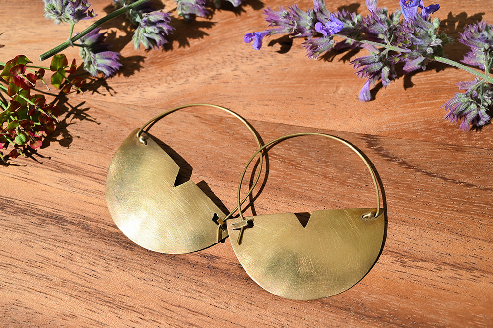 Cleft Half Circle Earrings in Brass